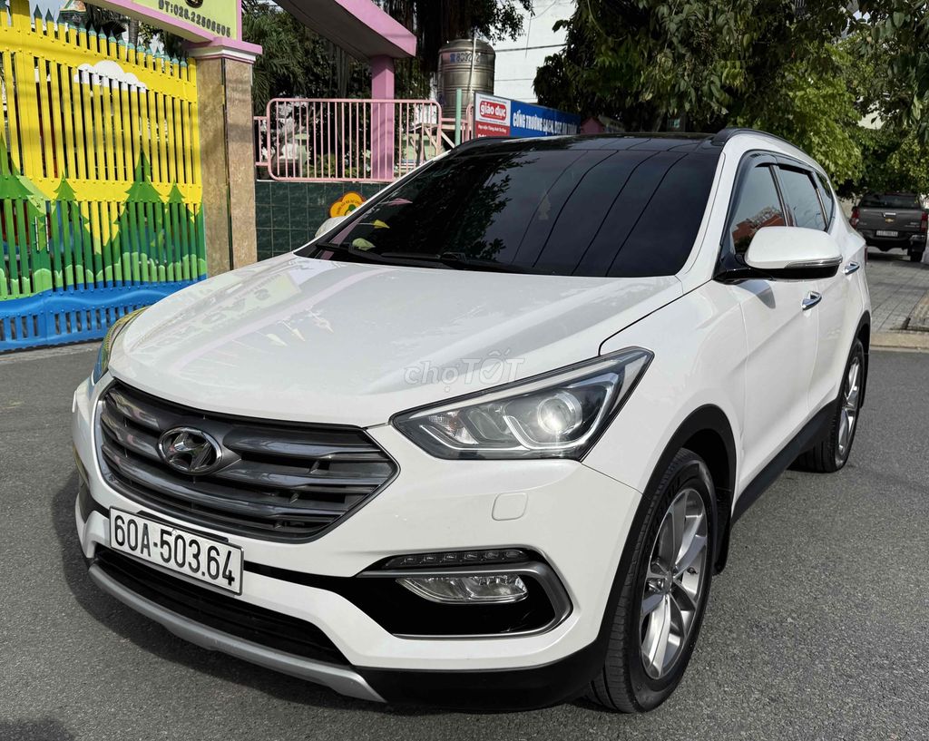 Hyundai SantaFe 2018 Bản Full máy dầu