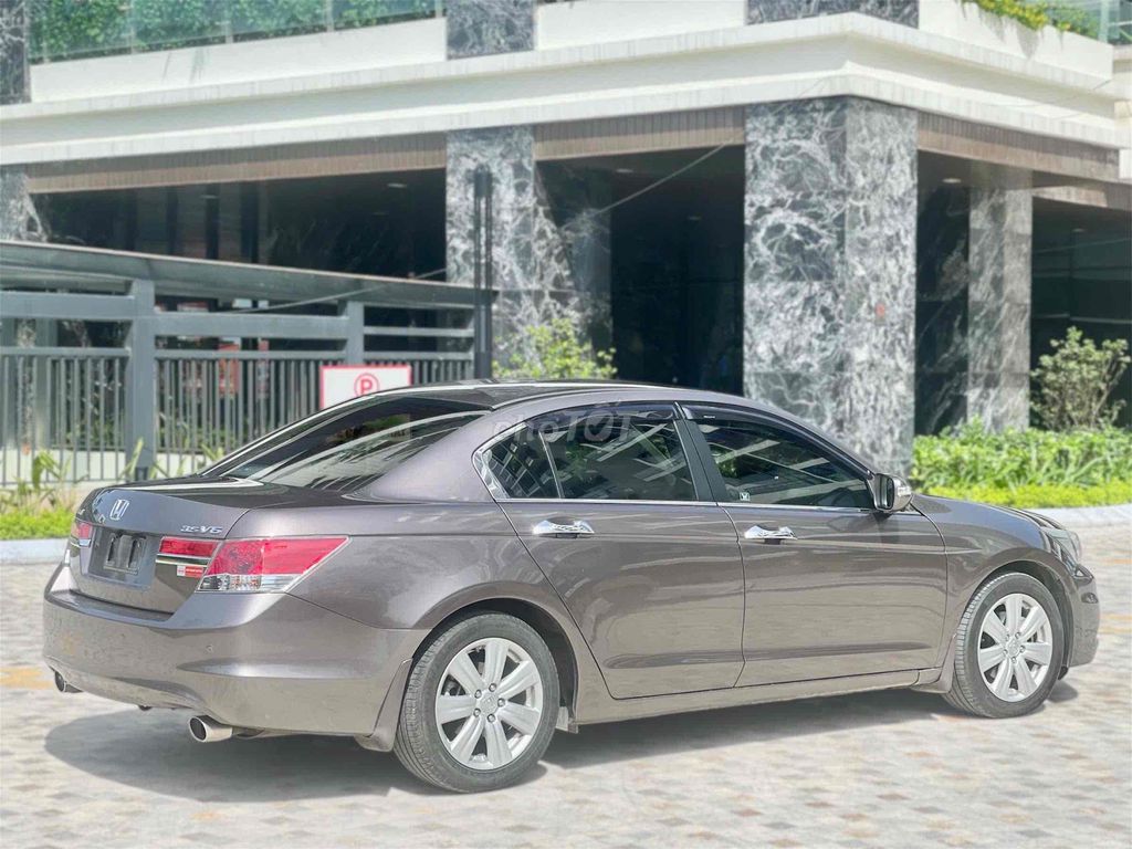 Honda Accord 2012 3.5 AT - 67000 km. Mua bán Ô tô tại Quận Long Biên Hà Nội được đăng bởi Mr Tài Oto hình 18