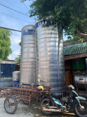 thanh lý bồn nước inox 10kh đứng giá rẻ. Mua bán Nội thất, đồ gia dụng khác tại Huyện Củ Chi Tp Hồ Chí Minh được đăng bởi Phương Luyện 