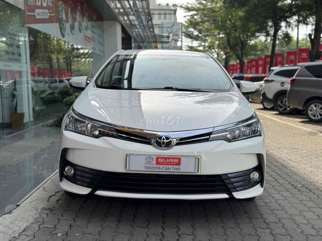 Altis 1.8G (CVT) 2018. Hỗ trợ vay 60%