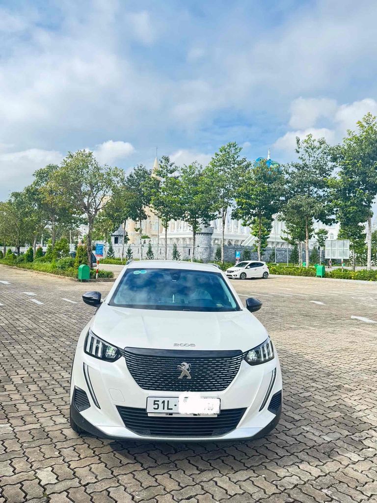 Peugeot 2008 2025 GT Line 1.2 AT - 5500 km. Mua bán Ô tô tại Quận 7 Tp Hồ Chí Minh được đăng bởi nhi nguyen hình 3