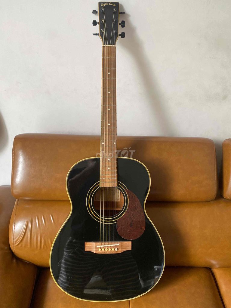 Đàn Guitar Santa Cruz Nhập khẩu màu Đen. Mua bán Nhạc cụ tại Quận Tân Phú Tp Hồ Chí Minh được đăng bởi Ton that cu hình 1