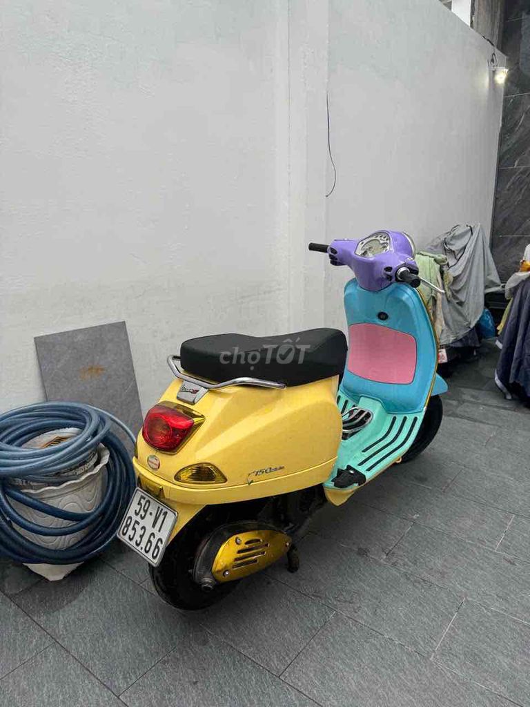 Пьяджо Веспа LX125 2013 Многоцветный
