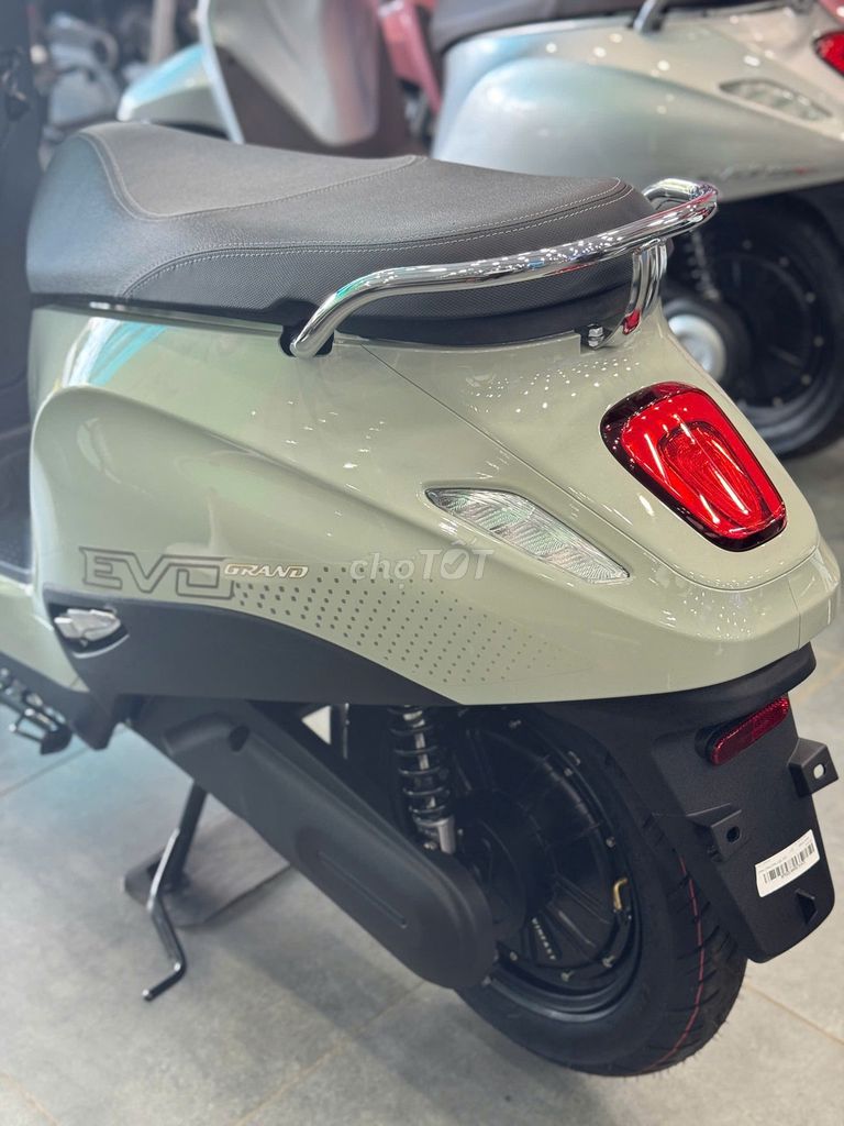 VINFAST EVO GRAND - SẴN XE ĐỦ MÀU + TẶNG VOUCHER. Mua bán Xe máy tại Quận Tân Phú Tp Hồ Chí Minh được đăng bởi VinFast Official Store hình 5