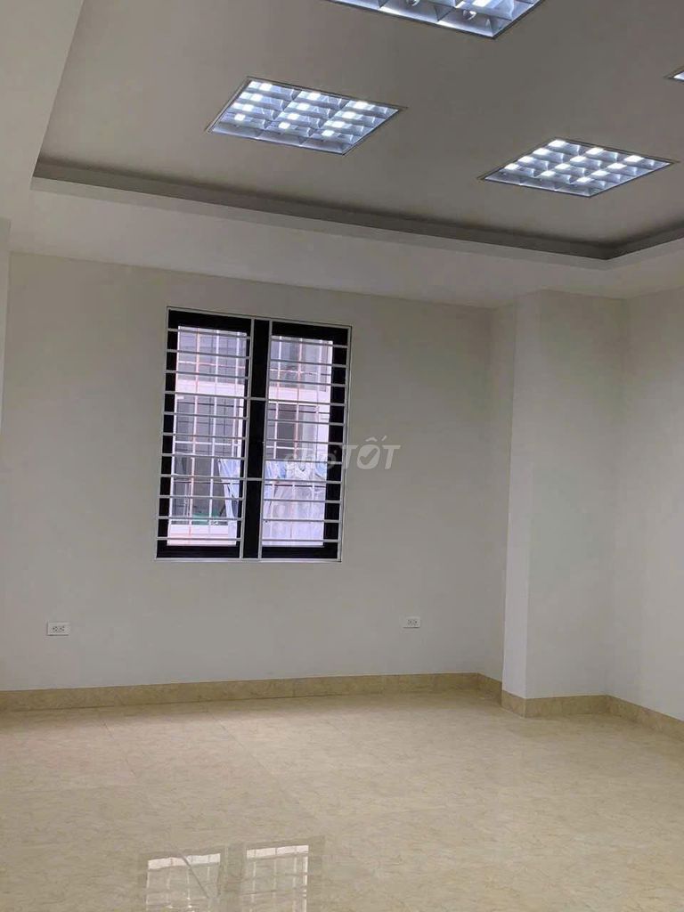 Таунхаус в районе Ван Фу, 90кв.м, 4 этажа, улица 24м, под бизнес