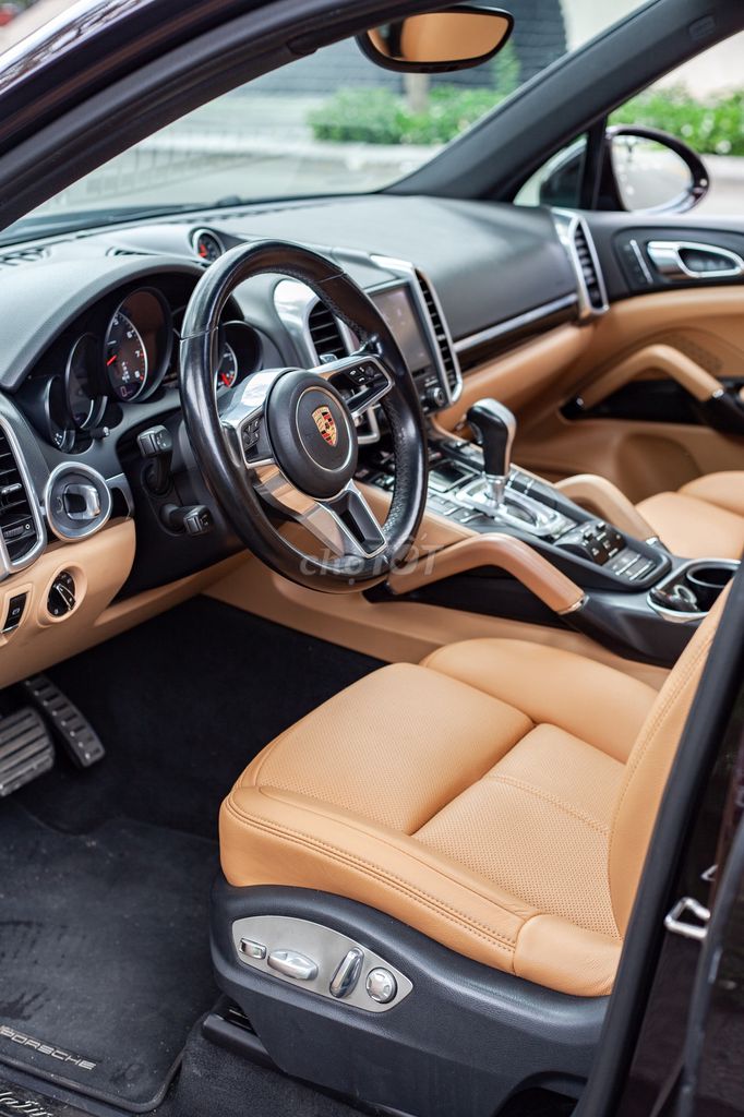 Porsche Cayenne 3.0 V6 Platinum 2017 Nâu. Mua bán Ô tô tại Thành phố Thủ Đức Tp Hồ Chí Minh được đăng bởi H2T Auto hình 14