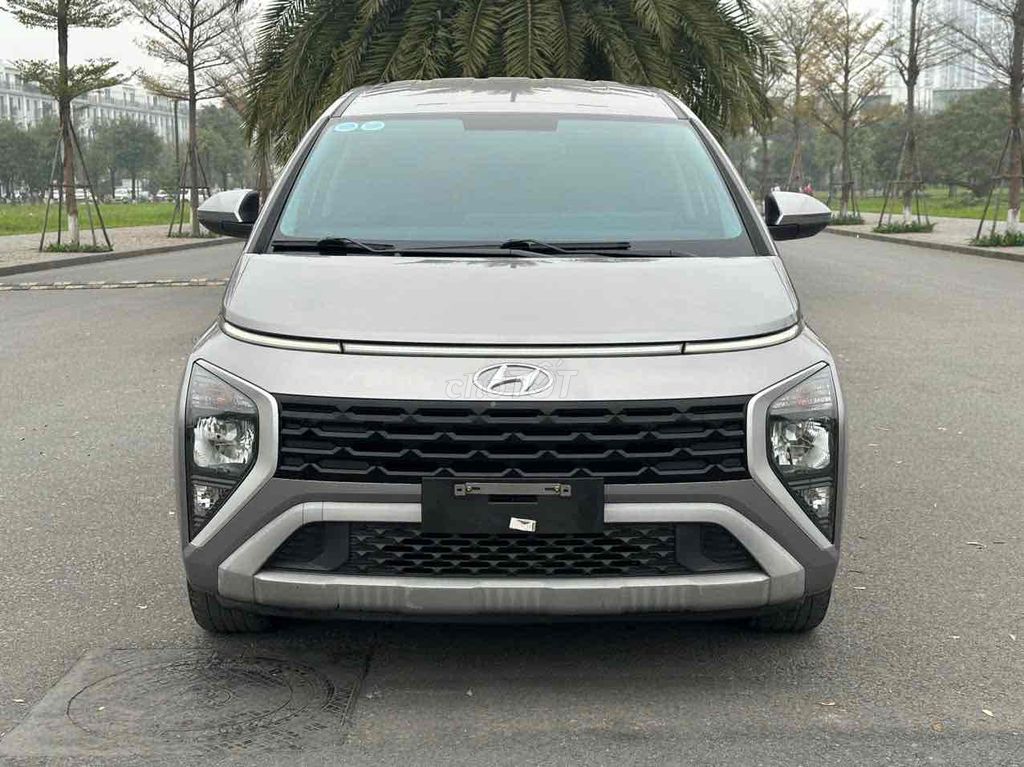 Hyundai Stargazer sx 2022 at bản tiêu chuẩn baozin