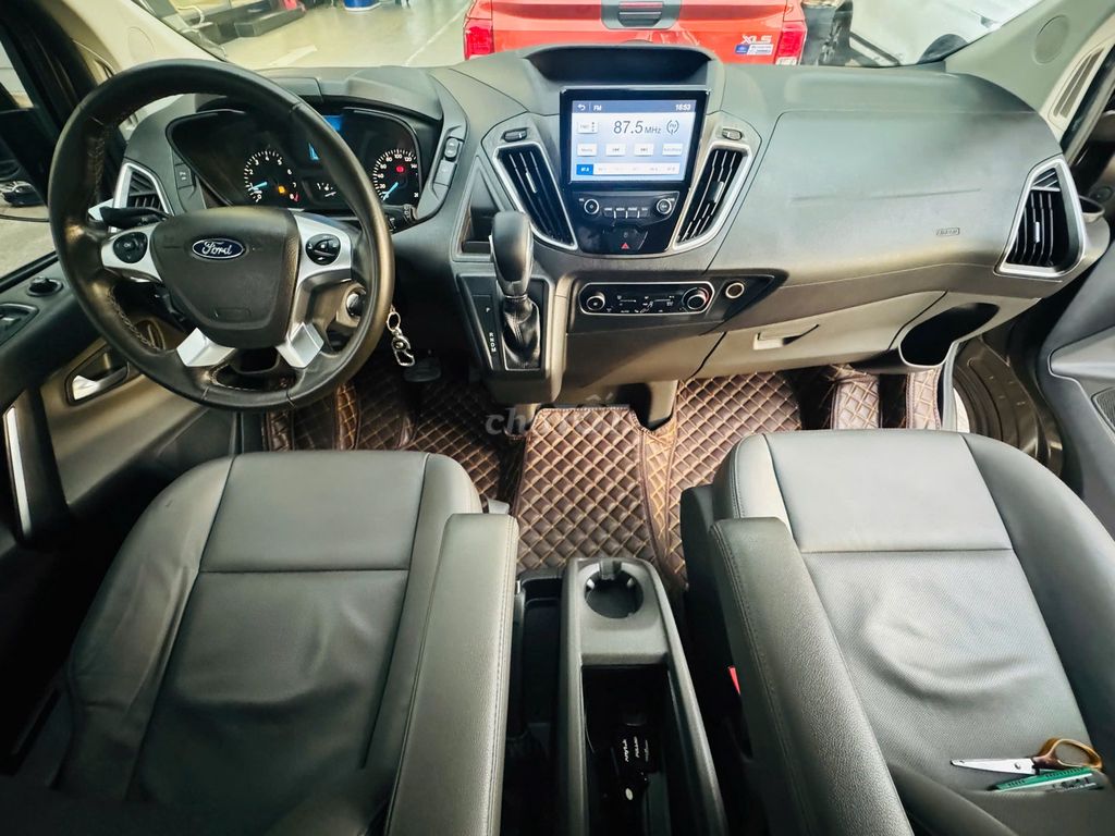 Ford Tourneo Tita 2019 - Mẫu Xe 7 Chỗ Máy Xăng. Mua bán Ô tô tại Quận Tân Phú Tp Hồ Chí Minh được đăng bởi Phạm Văn Thông hình 10