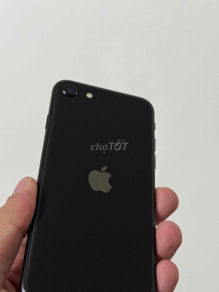 Apple iPhone SE 2020 Đen 64gb. Mua bán Điện thoại tại Quận Ô Môn Cần Thơ được đăng bởi Đặng Văn hình 1