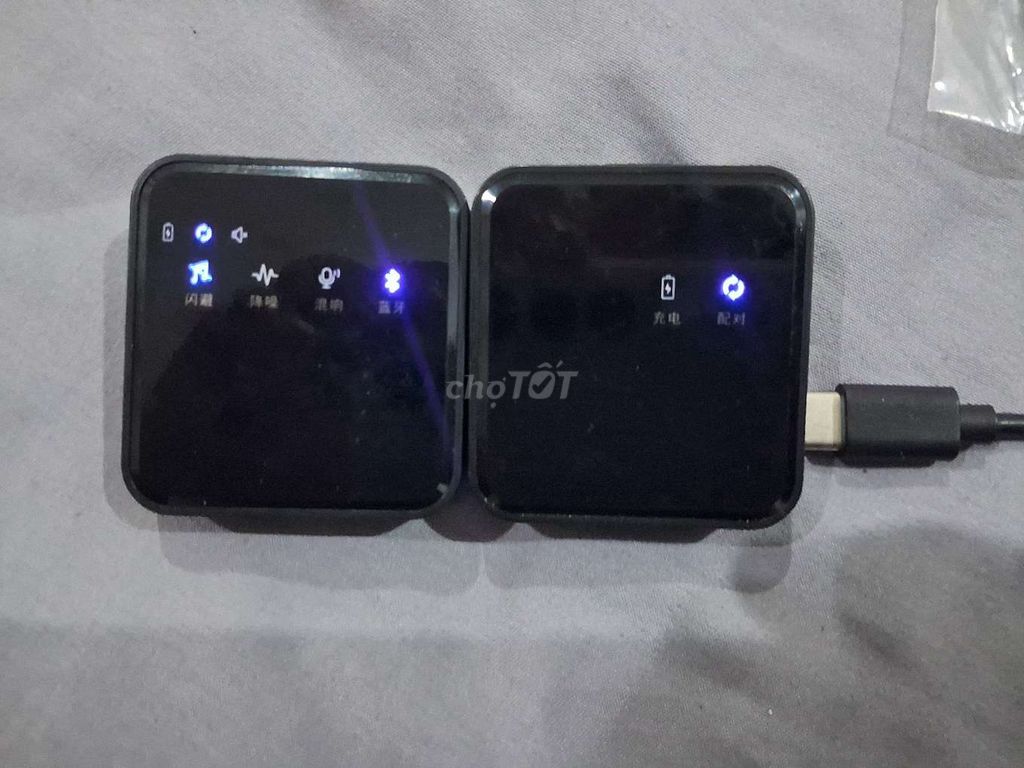 Bộ mic thu phát V5 Không dây Đen. Mua bán Tivi, Âm thanh tại Thành phố Biên Hòa Đồng Nai được đăng bởi Long nguyễn hình 1