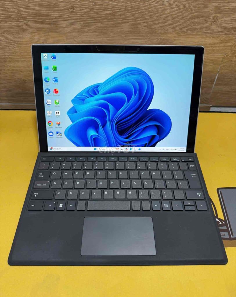 Máy tính bảng Microsoft Surface Pro 6. Mua bán Máy tính bảng tại Quận Bắc Từ Liêm Hà Nội được đăng bởi Trần Vương hình 1