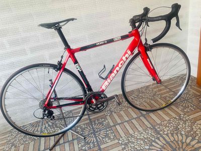 Xe đạp đua Bianchi  Khung sườn carbon