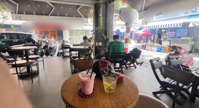 sang quán cf lô góc 2 mt nằm ngay chợ hoang hao thám của tân bình. Mua bán văn phòng, mặt bằng kinh doanh tại Quận Tân Bình Tp Hồ Chí Minh được đăng bởi MINH 