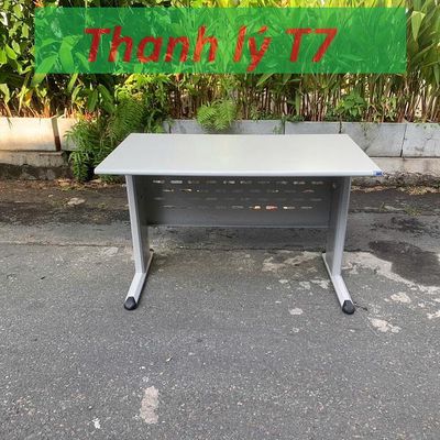 Bàn trưởng phòng hoà phát # bàn văn phòng. Mua bán Đồ dùng văn phòng tại Quận 12 Tp Hồ Chí Minh được đăng bởi KDHD