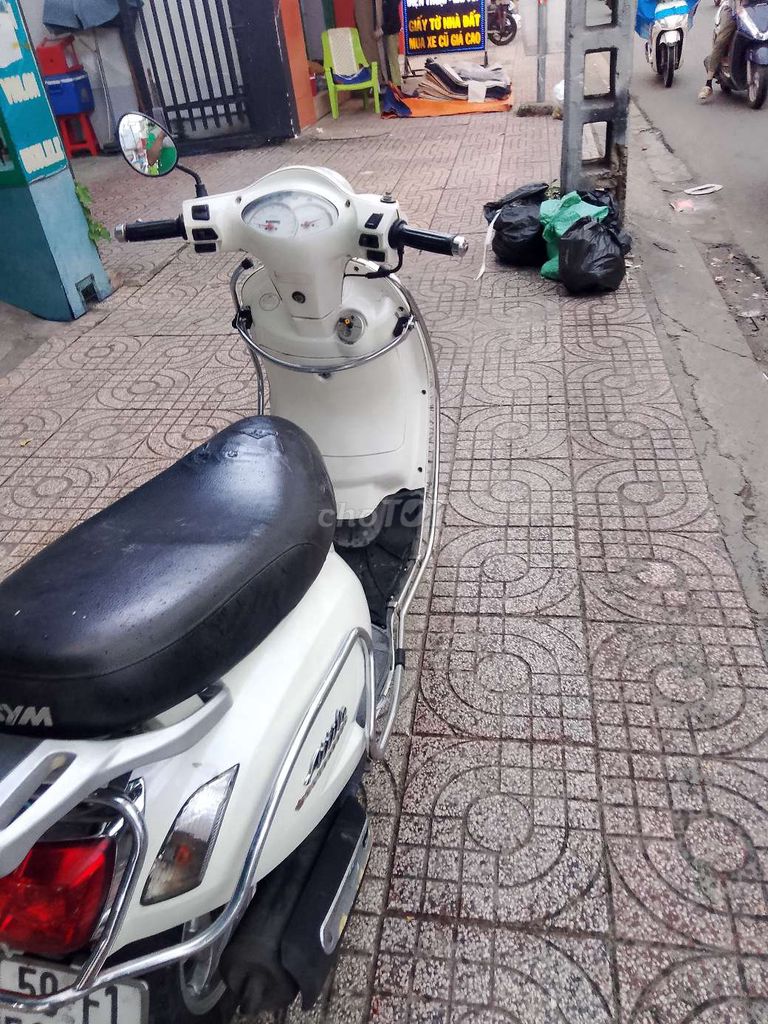 SYM Attila Elizabeth giấy tờ đầy đủ bstp. Mua bán Xe máy tại Quận Tân Phú Tp Hồ Chí Minh được đăng bởi thái  hình 3
