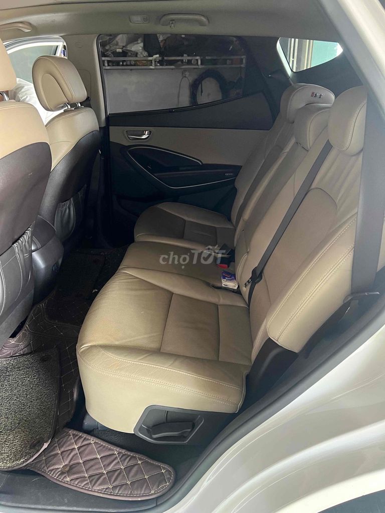 Hyundai Santa Fe Xăng  50.000 km 1 đời chủ. Mua bán Ô tô tại Thành phố Dĩ An Bình Dương được đăng bởi Bảo Khang hình 6