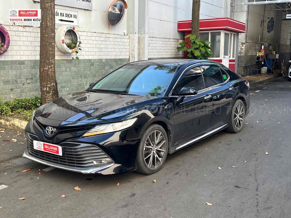 Toyota Camry 2019 2.5Q - 50000km 360tr trả trước. Mua bán Ô tô tại Quận Ninh Kiều Cần Thơ được đăng bởi Thái Thanh hình 2