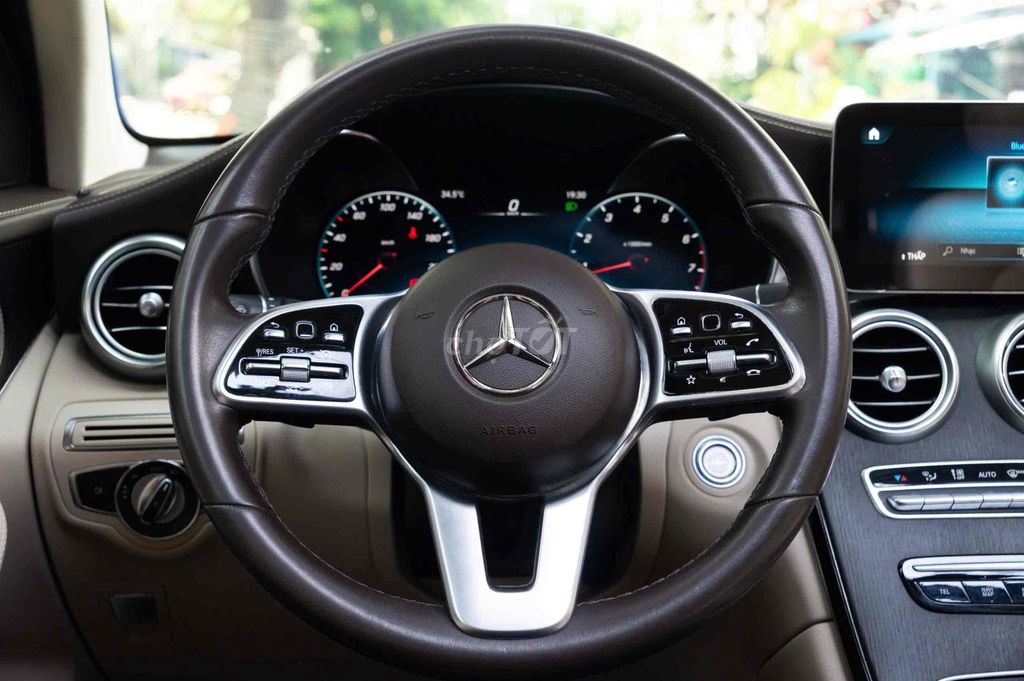 LONG ANH AUTO về Mercedes GLC300 4Matic 2021. Mua bán Ô tô tại Quận 7 Tp Hồ Chí Minh được đăng bởi LongAnh AuTo  hình 13