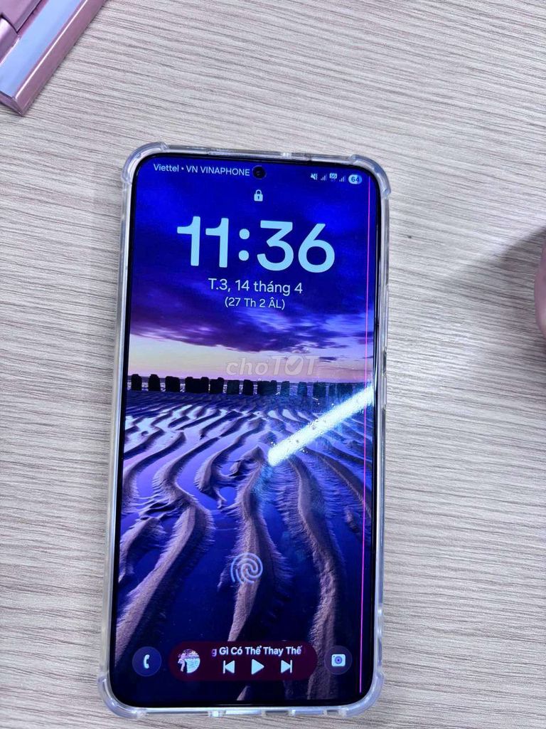 Samsung s22+  mới 99% chỉ sọc màn. Mua bán Điện thoại tại Thành phố Dĩ An Bình Dương được đăng bởi Nguyễn An hình 1
