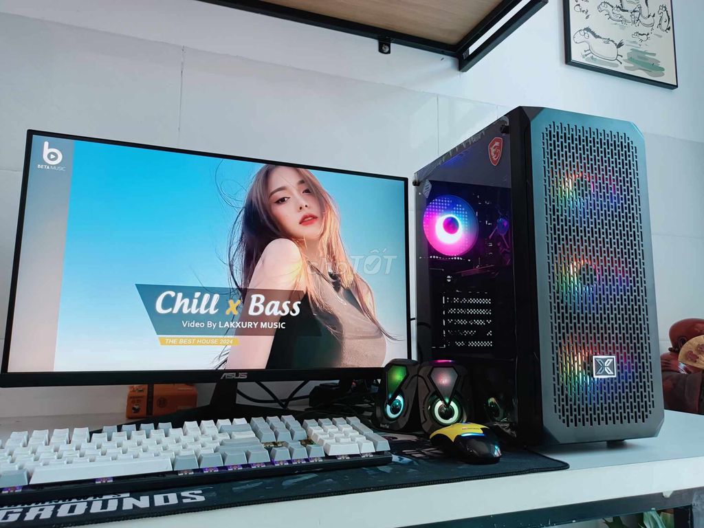 PC LED Gaming KHỦNG: Core i5 94000F - RX5600 6GB