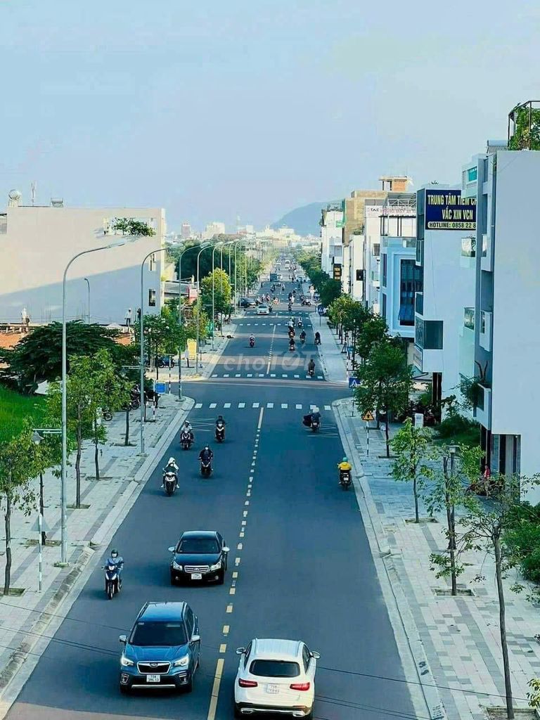 Bán nhanh lô đất đường số 4 - KĐT Hà Quang 1 - Nha Trang :còn 7 tỷ 7