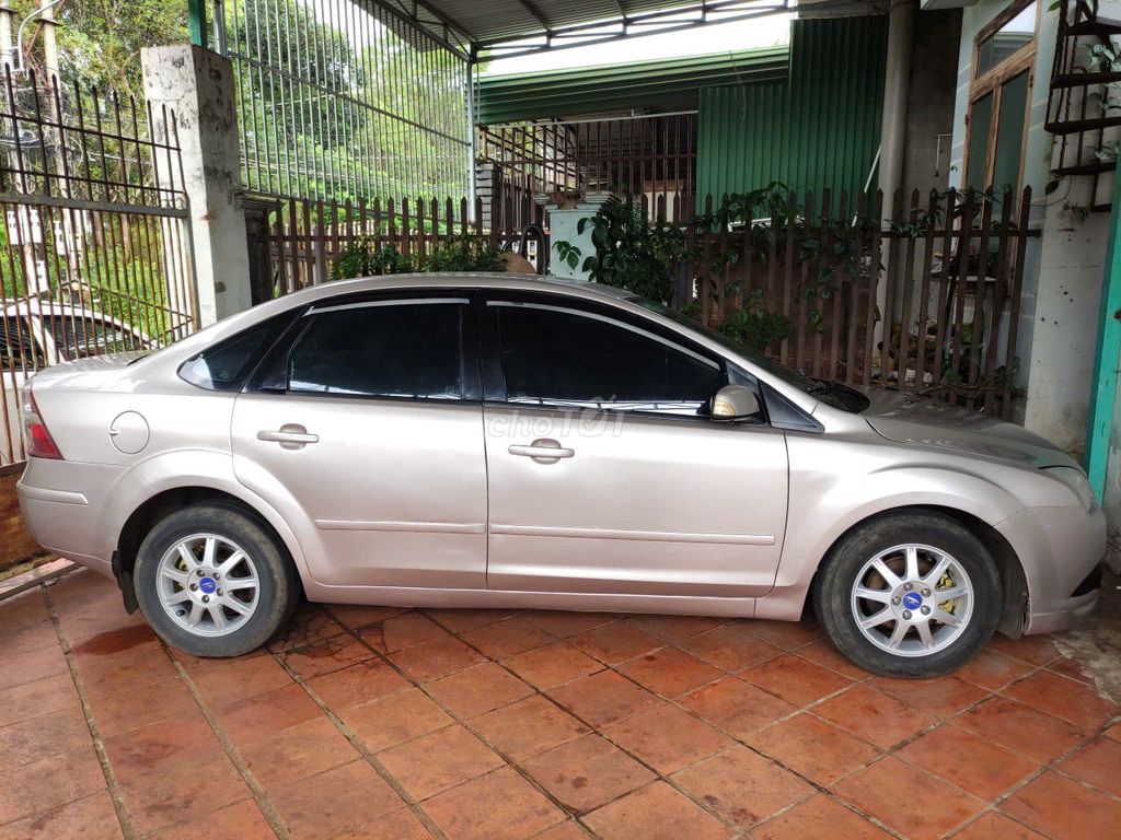 Xe Ford Focus 2008 1.8 MT Giá chỉ 98 triệu. Mua bán Ô tô tại Thành phố Buôn Ma Thuột Đắk Lắk được đăng bởi Mr Đạt hình 1