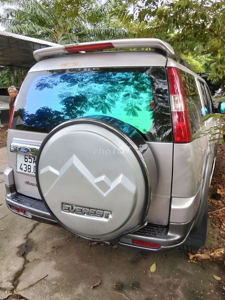 Bán xe 7 chỗ Everres máy dầu đời 2007. Mua bán Ô tô tại Quận Cái Răng Cần Thơ được đăng bởi Hoang anh hình 4