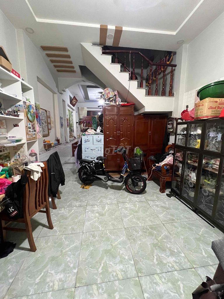 xe vừa thay bình mới cho mẹ. Mua bán Xe điện tại Thành phố Dĩ An Bình Dương được đăng bởi văn minh hình 4