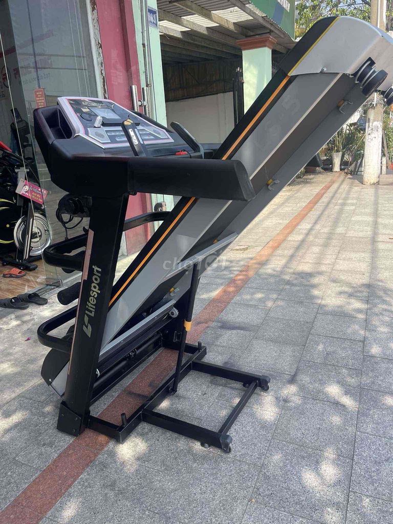 Máy chạy bộ Lifesport LS-5 Đen cam. Mua bán Đồ thể thao, Dã ngoại tại Thành phố Thủ Dầu Một Bình Dương được đăng bởi vo văn hưng hình 1