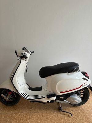 Xe Vespa Sprint S125 - 2024 - Đăng kí tháng 5/2024. Mua bán Xe máy tại Huyện Quế Võ Bắc Ninh được đăng bởi Sơn Cookie