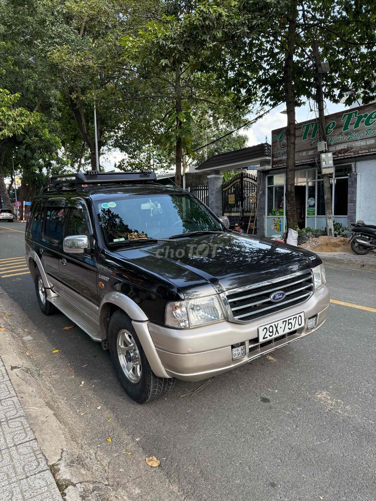 Ford Everest 2006 Gasoline XL 4x2 - 180000 km. Mua bán Ô tô tại Thành phố Thủ Dầu Một Bình Dương được đăng bởi tran huu tho hình 1