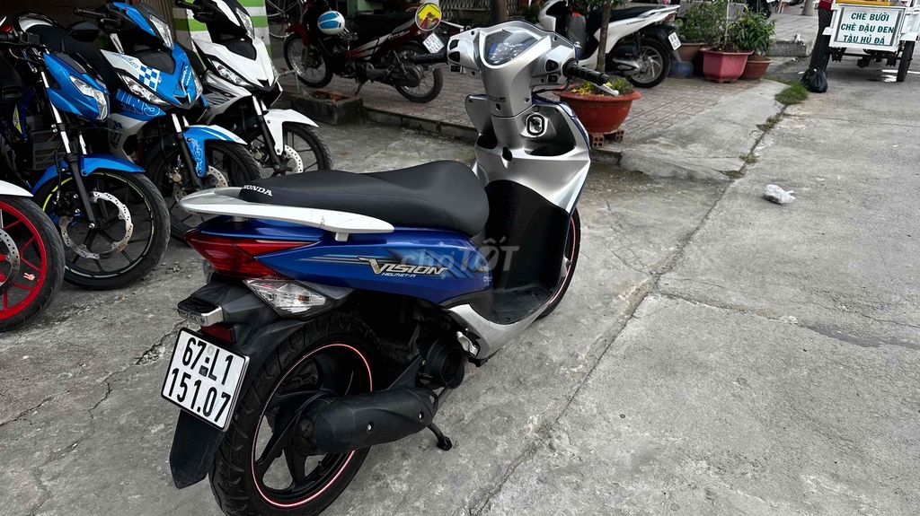 Honda Vision 2012 xanh đen ( hỗ trợ góp ). Mua bán Xe máy tại Huyện Chợ Mới An Giang được đăng bởi Cửa hàng xe Thiên Phước 2 hình 18