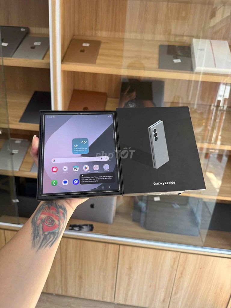 Samsung Fold 6 256GB Xám. Mua bán Điện thoại tại Quận Đống Đa Hà Nội được đăng bởi KT Hà Nội Mobile hình 1