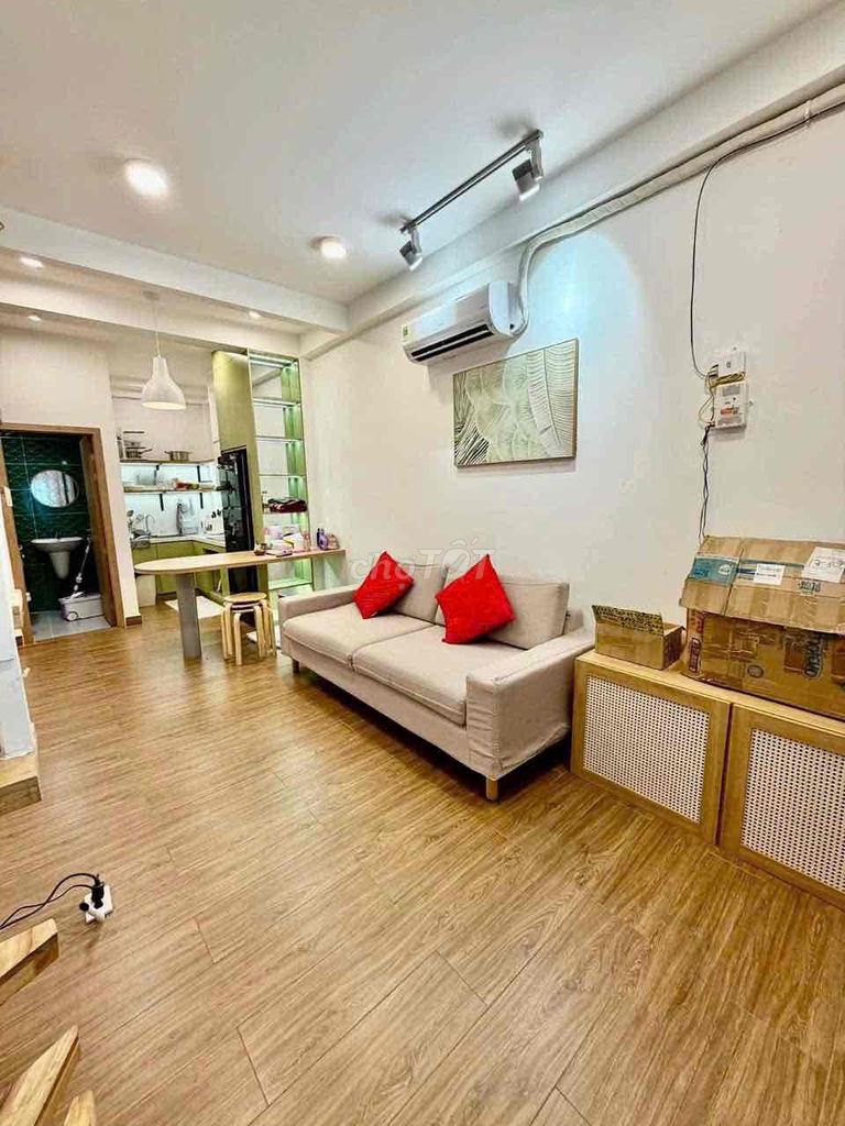 Аренда · 2 комн. · 35 м² · Quận 7, ул. Đường Huỳnh Tấn Phát