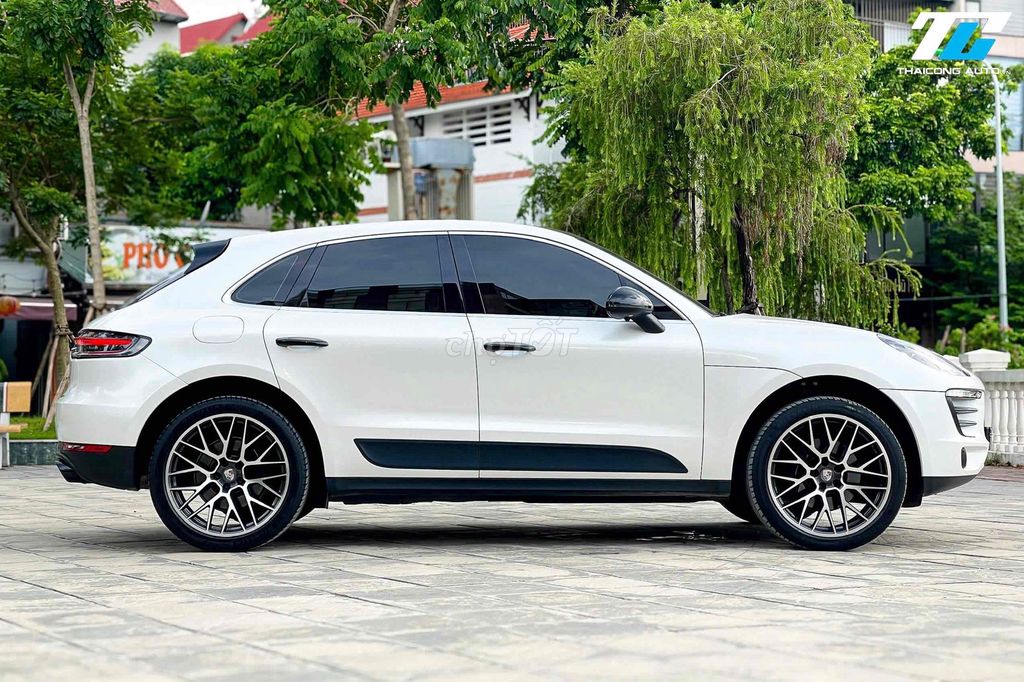 Porsche Macan 2018 đi 52k km wrap trắng up form. Mua bán Ô tô tại Quận Gò Vấp Tp Hồ Chí Minh được đăng bởi Kính Đặng Ô Tô Lướt hình 3