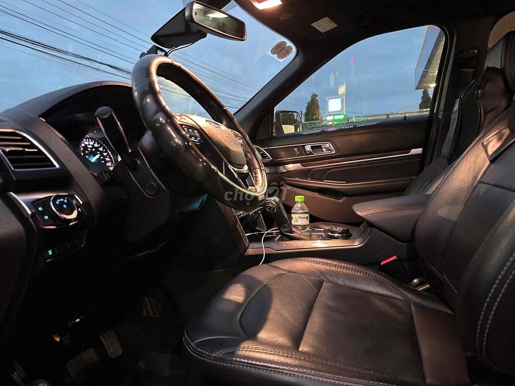Ford Explorer 2018 dk 2019 xe 1 chủ full ls hãng. Mua bán Ô tô tại Quận Gò Vấp Tp Hồ Chí Minh được đăng bởi ANH KIET AUTO hình 7