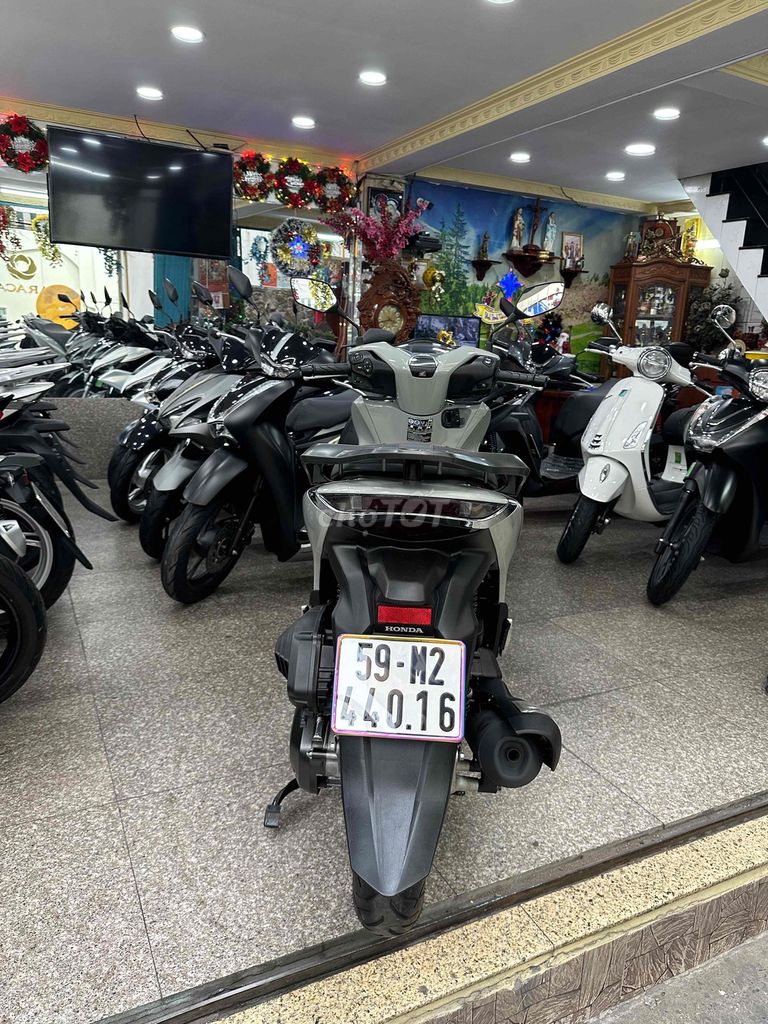 Honda SH 150i ABS 2020 Xám Xi Măng BSTP Chính Chủ. Mua bán Xe máy tại Quận Phú Nhuận Tp Hồ Chí Minh được đăng bởi Ngô Hà hình 8