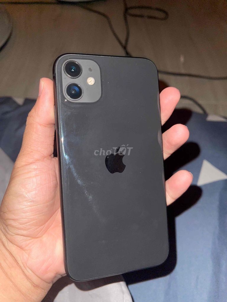 Apple iPhone 11 64GB. Mua bán Điện thoại tại Quận 7 Tp Hồ Chí Minh được đăng bởi minh hậu hình 1