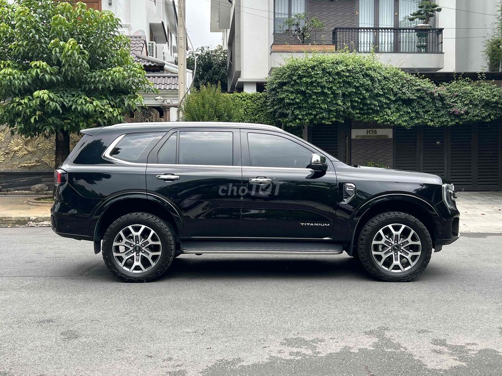 Everest Titanium 2023 4x4 - có thương lượng mạnh. Mua bán Ô tô tại Quận 12 Tp Hồ Chí Minh được đăng bởi Toàn Thắng Xe Ford  hình 7