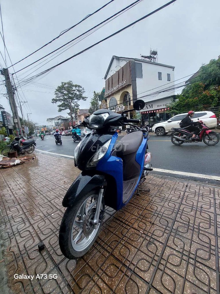 Cần bán vision biển số 48.. Mua bán Xe máy tại Thành phố Đà Lạt Lâm Đồng được đăng bởi tran hoa nam hình 3