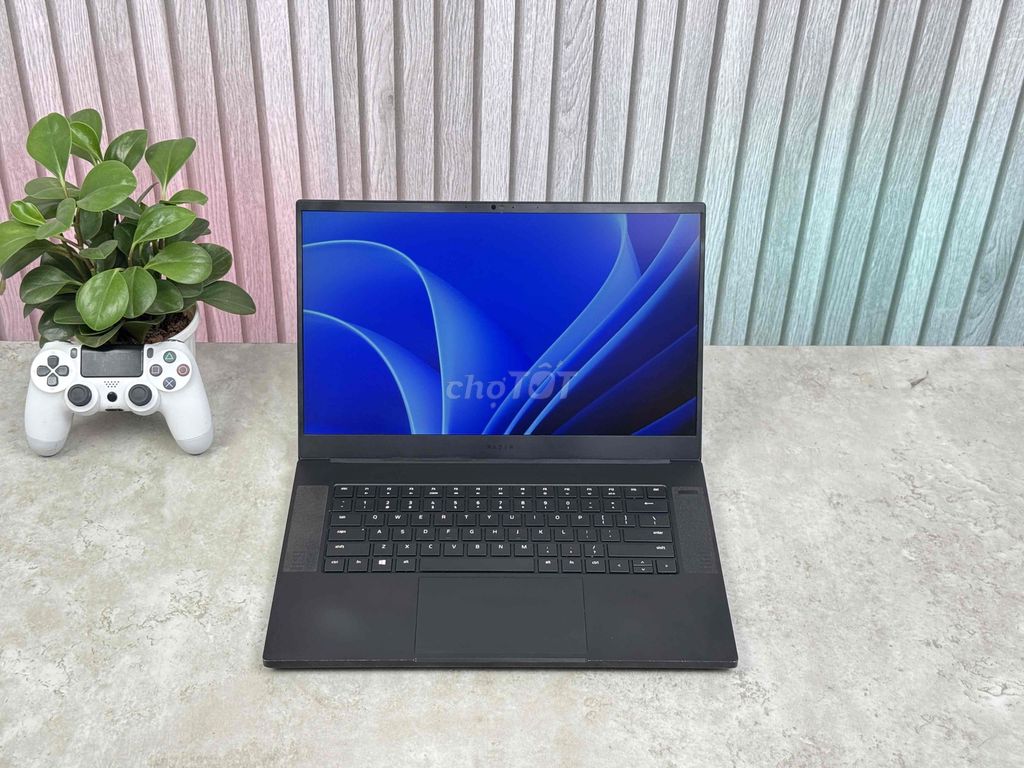 Razer Blade 15 i7-10875H 15.6” RTX 2070 16GB/512GB. Mua bán Laptop tại Thành phố Thủ Đức Tp Hồ Chí Minh được đăng bởi Nguyễn Đức Tính hình 1