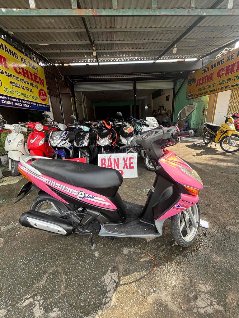 Click play. Mua bán Xe máy tại Quận Bình Thuỷ Cần Thơ được đăng bởi Kim Chiến hình 3