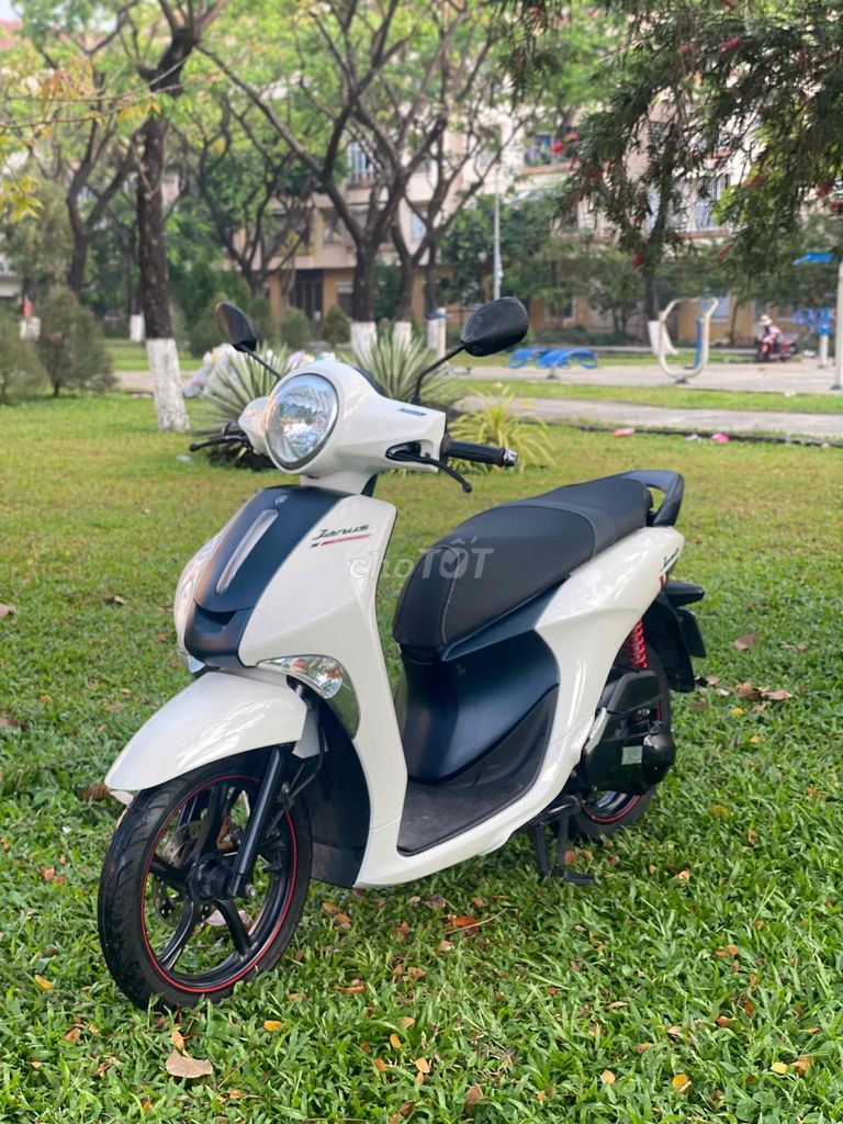 Yamaha Janus Trắng, Xám Khóa Smartkey