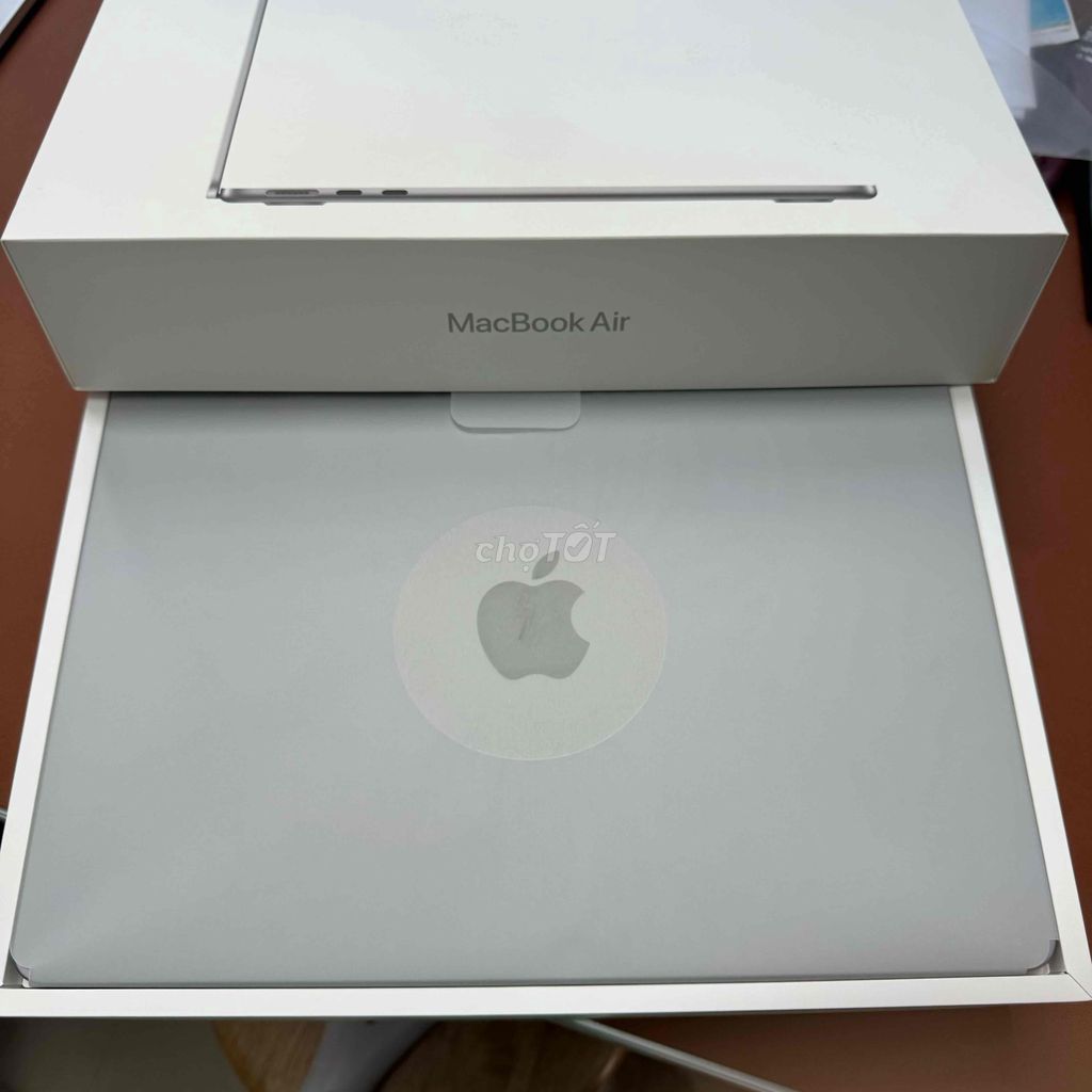 Macbook Air M3