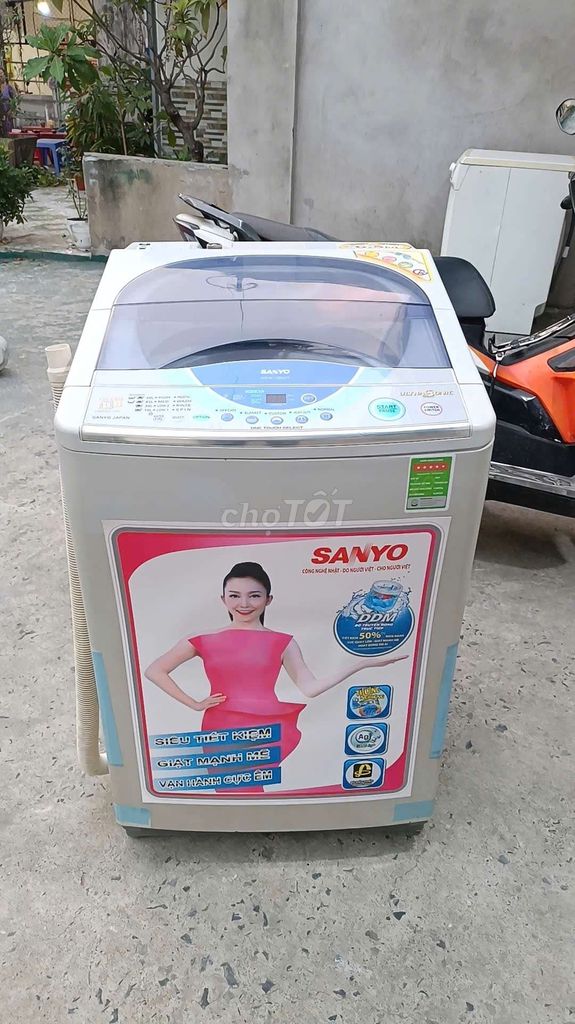 Máy giặt Sanyo 6,5kg zin đẹp