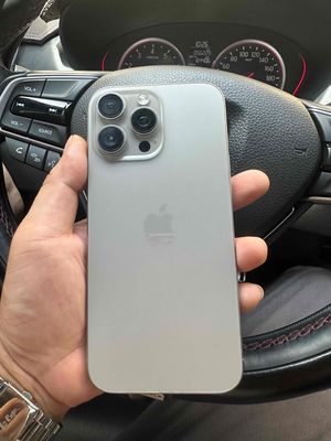 Apple iPhone 16 Pro Max Xám 92%