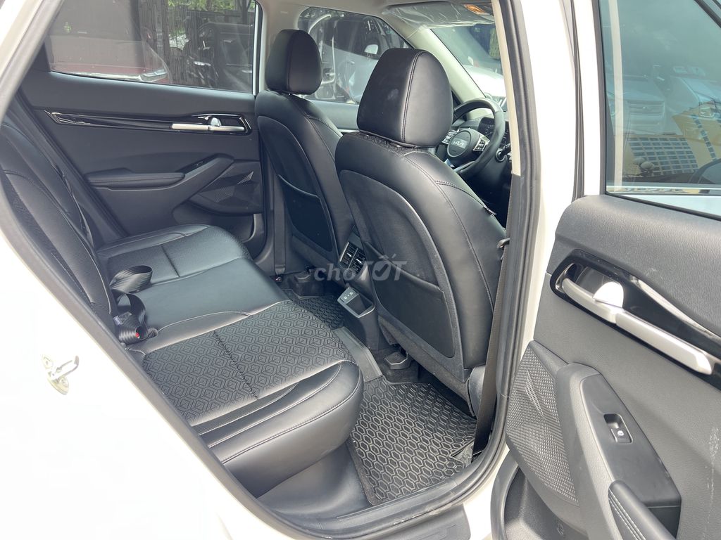 Kia Seltos 2025 Premium 1.5 AT- 2 nghìn km NHƯ MỚI. Mua bán Ô tô tại Quận Cầu Giấy Hà Nội được đăng bởi Xe Cũ Dương Đô hình 6