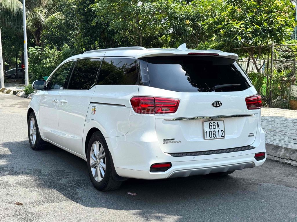 Kia Sedona 2019 2.2 DAT Luxury - 76000 km. Mua bán Ô tô tại Quận 12 Tp Hồ Chí Minh được đăng bởi Hoàng Huy hình 5