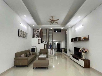 Rent · 3 bd · 100 м² · Quận Hải Châu, ул. Nguyễn Tất Thành