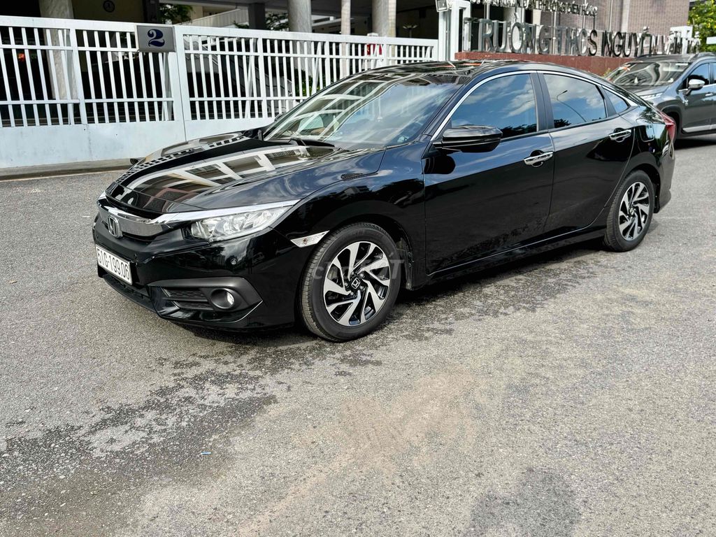 Honda Civic 2018 1.8 E - 50000 km. Mua bán Ô tô tại Quận 10 Tp Hồ Chí Minh được đăng bởi vương Đức hình 7